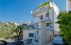 Nice Apartment In Tucepi With Wifi